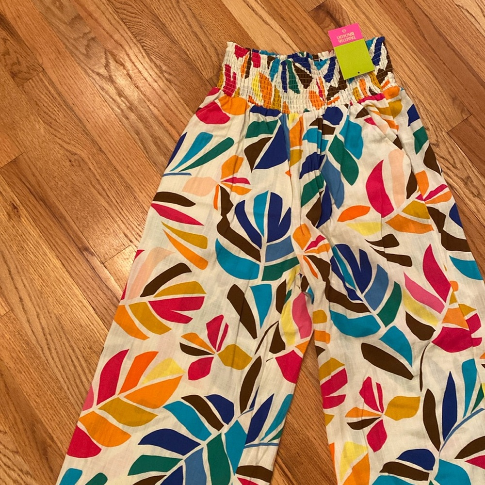 Tabitha Brown for Target, NWT. Medium.